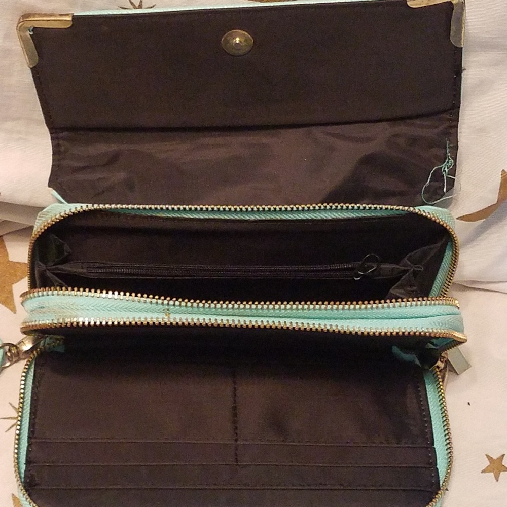 Wallet - Picture 3 of 7